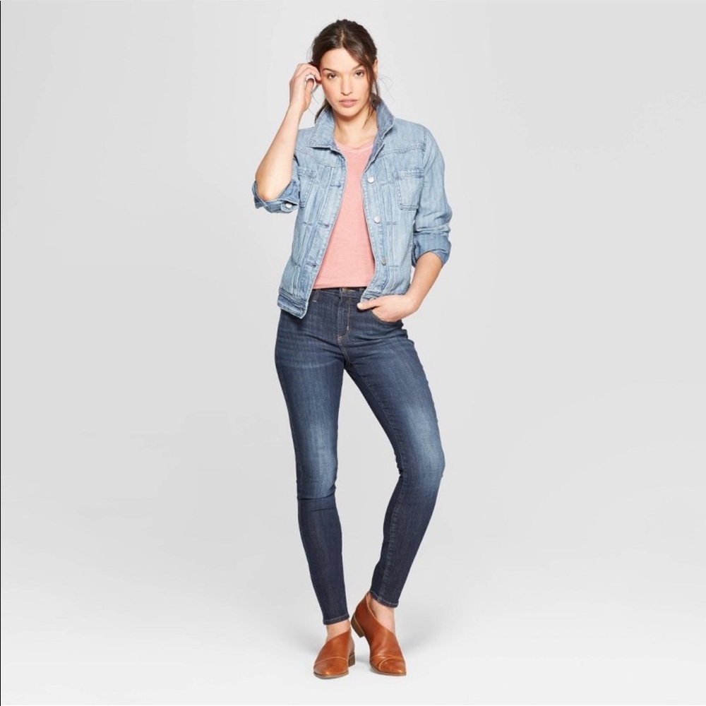 High rise jeans - Picture 3 of 3